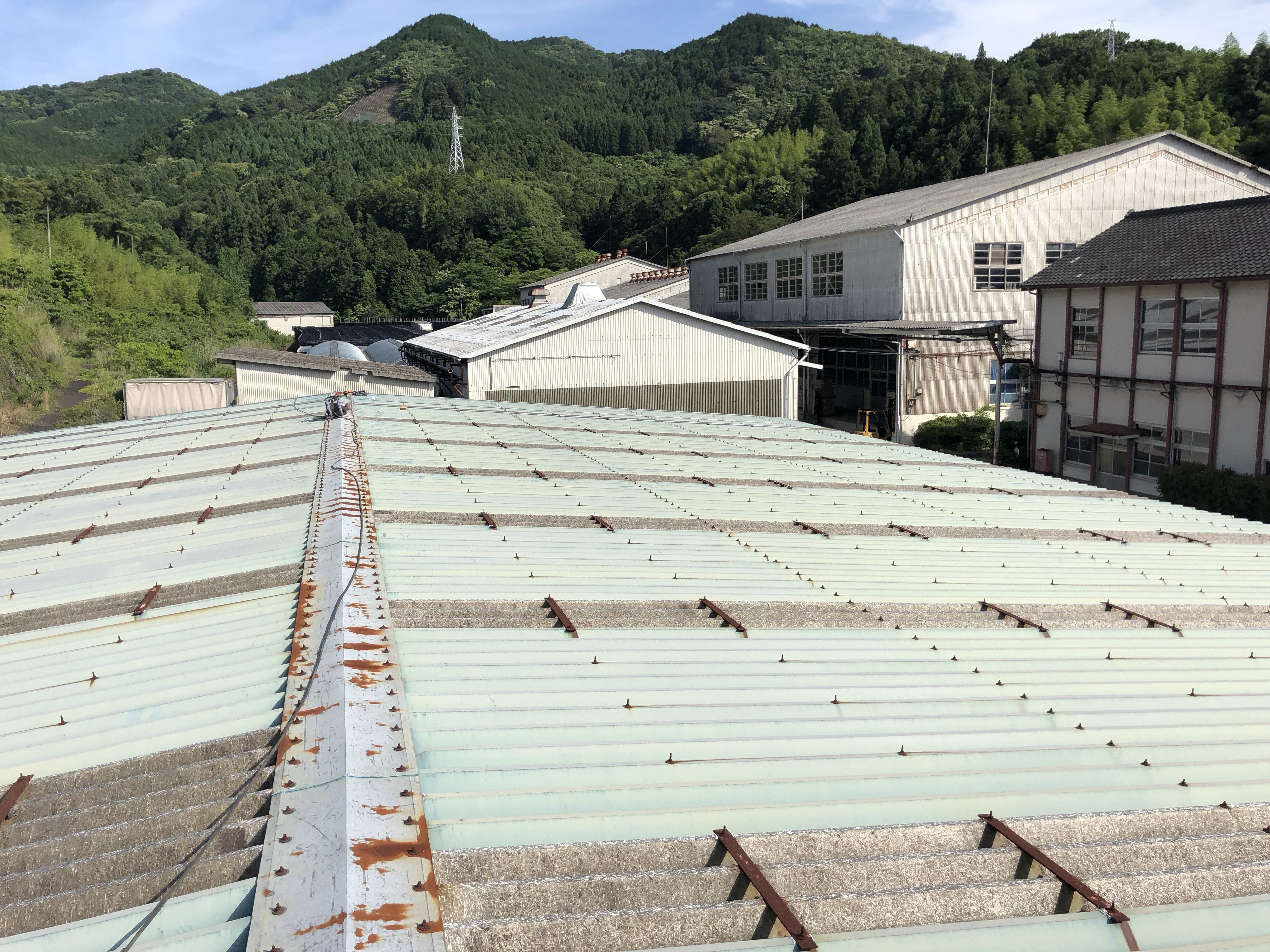 大分県臼杵市　倉庫の雨漏り対策のテントを施工しました。